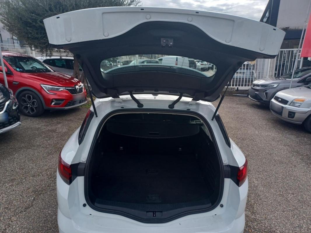 Renault Mégane - Photo 10