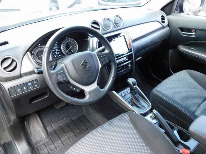 Suzuki Vitara - Photo 15