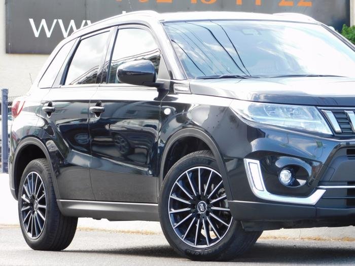 Suzuki Vitara - Photo 2