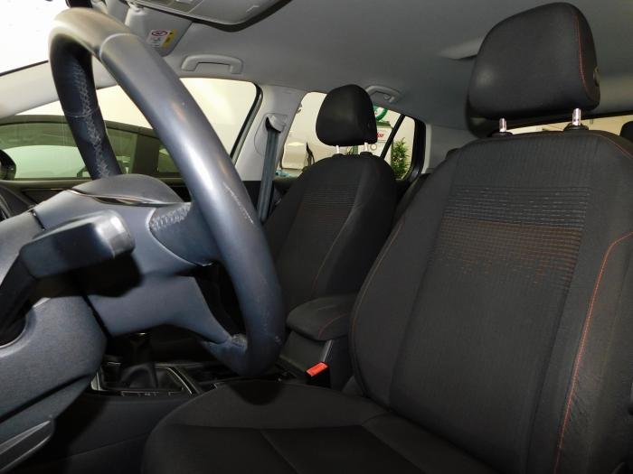 Volkswagen Golf - Photo 14