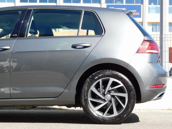Volkswagen Golf - Photo 8