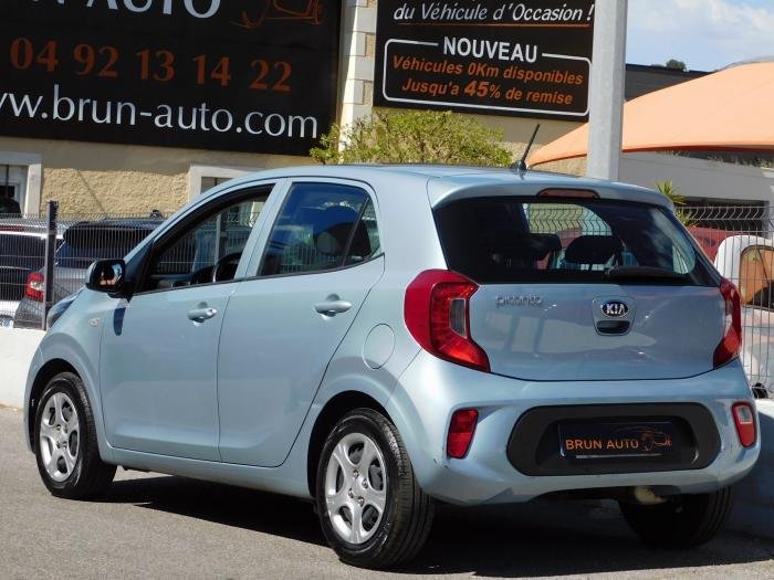 Kia Picanto - Photo 11