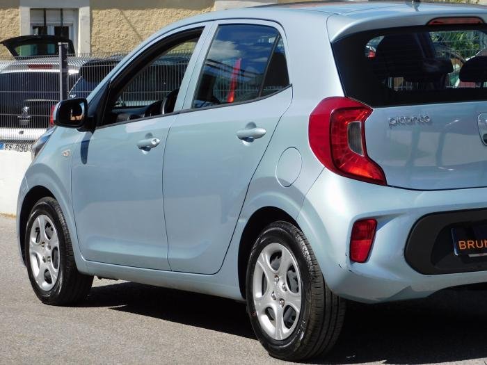 Kia Picanto - Photo 12