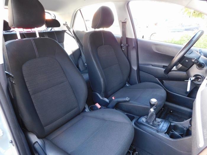 Kia Picanto - Photo 19