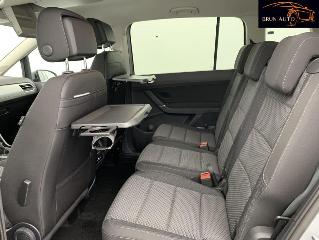 Volkswagen Touran - Photo 15