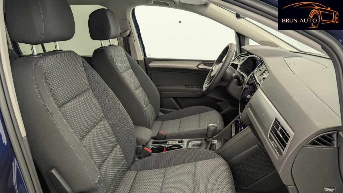 Volkswagen Touran - Photo 30