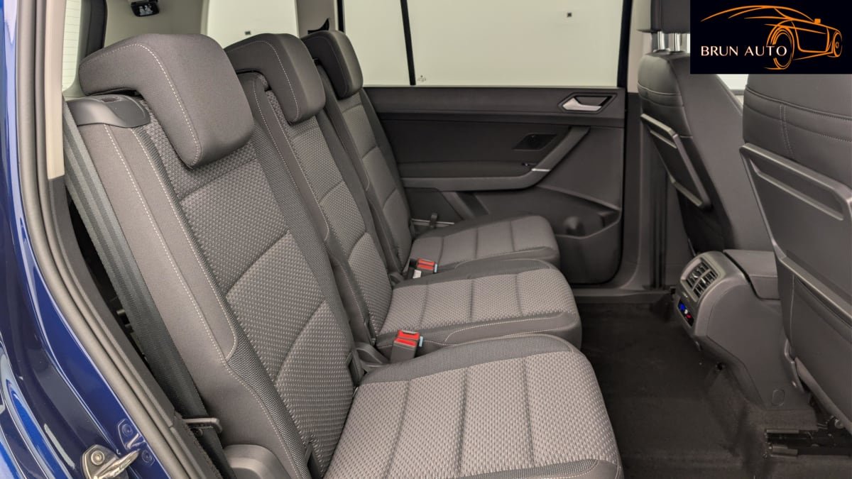 Volkswagen Touran - Photo 31