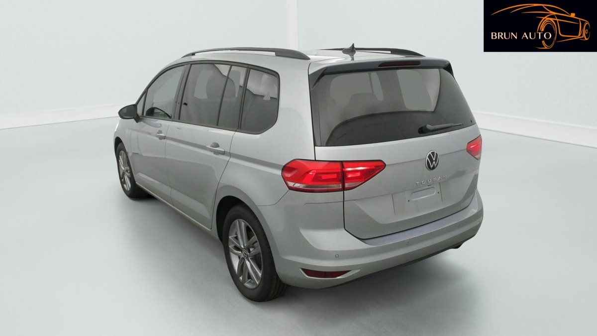 Volkswagen Touran - Photo 5