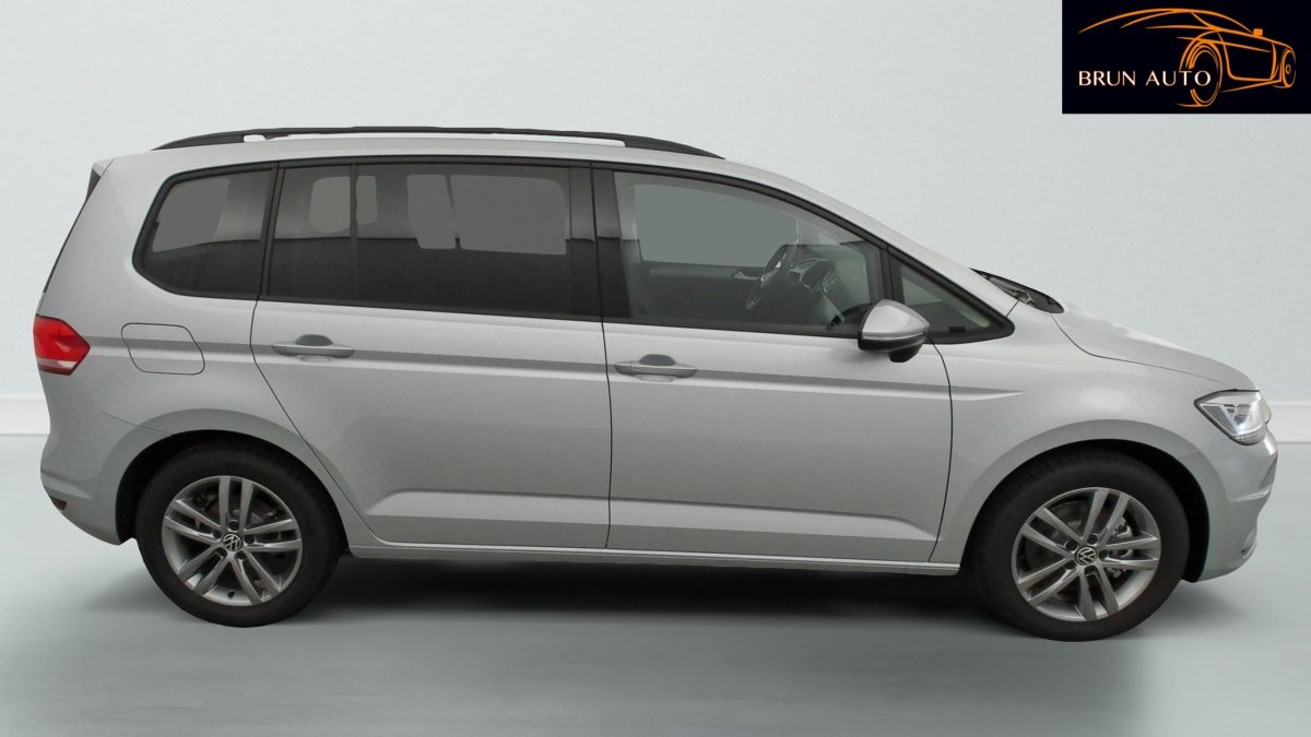Volkswagen Touran - Photo 8