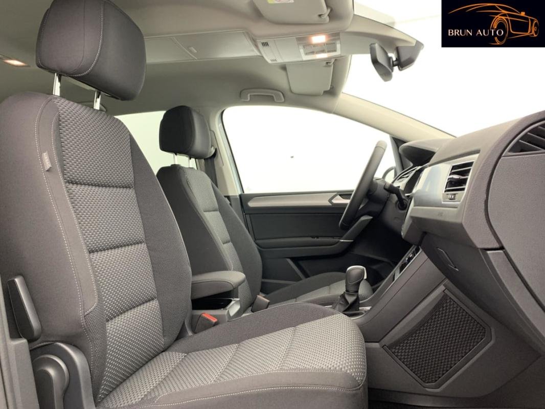 Volkswagen Touran - Photo 9