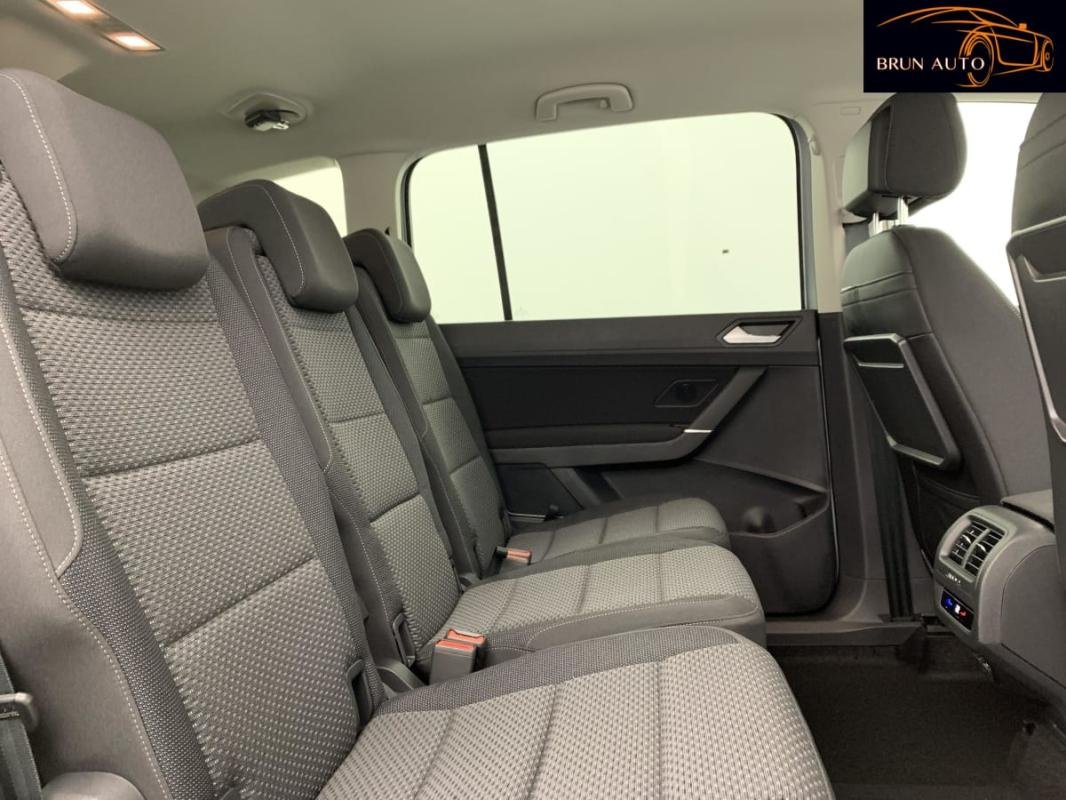 Volkswagen Touran - Photo 10