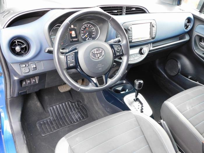 Toyota Yaris - Photo 12