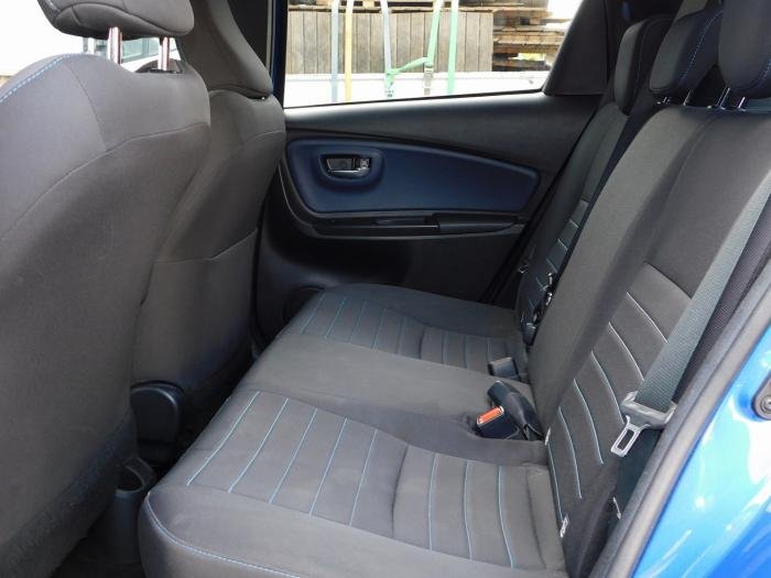 Toyota Yaris - Photo 14
