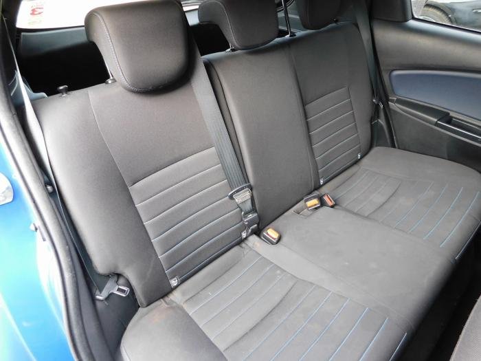 Toyota Yaris - Photo 16