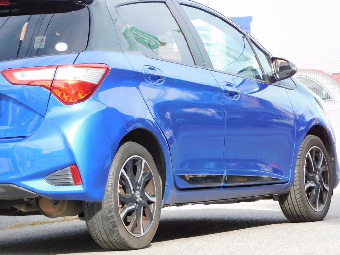 Toyota Yaris - Photo 6