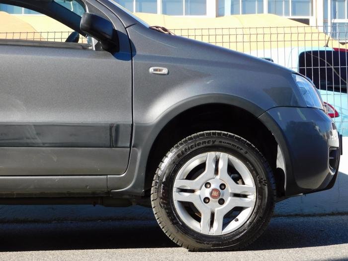 Fiat Panda 4x4 - Photo 2
