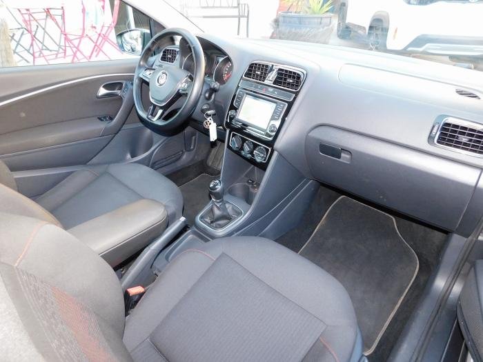Volkswagen Polo - Photo 10