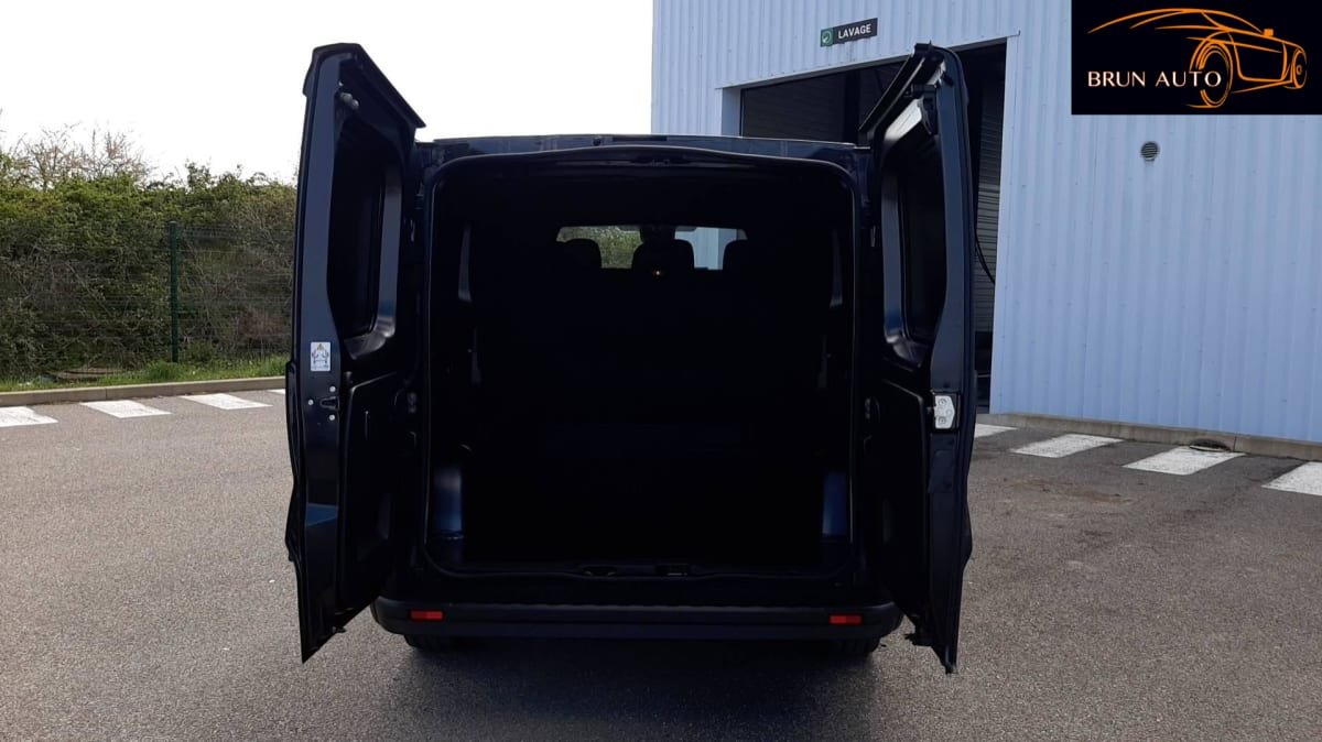 Renault Trafic - Photo 11