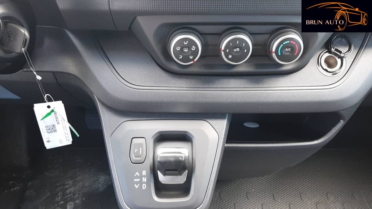 Renault Trafic - Photo 17