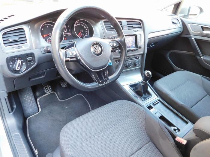Volkswagen Golf - Photo 15