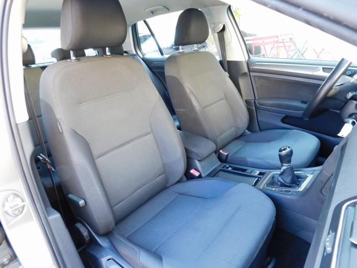 Volkswagen Golf - Photo 19
