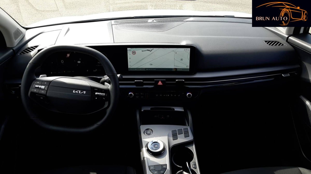 Kia Sportage - Photo 13