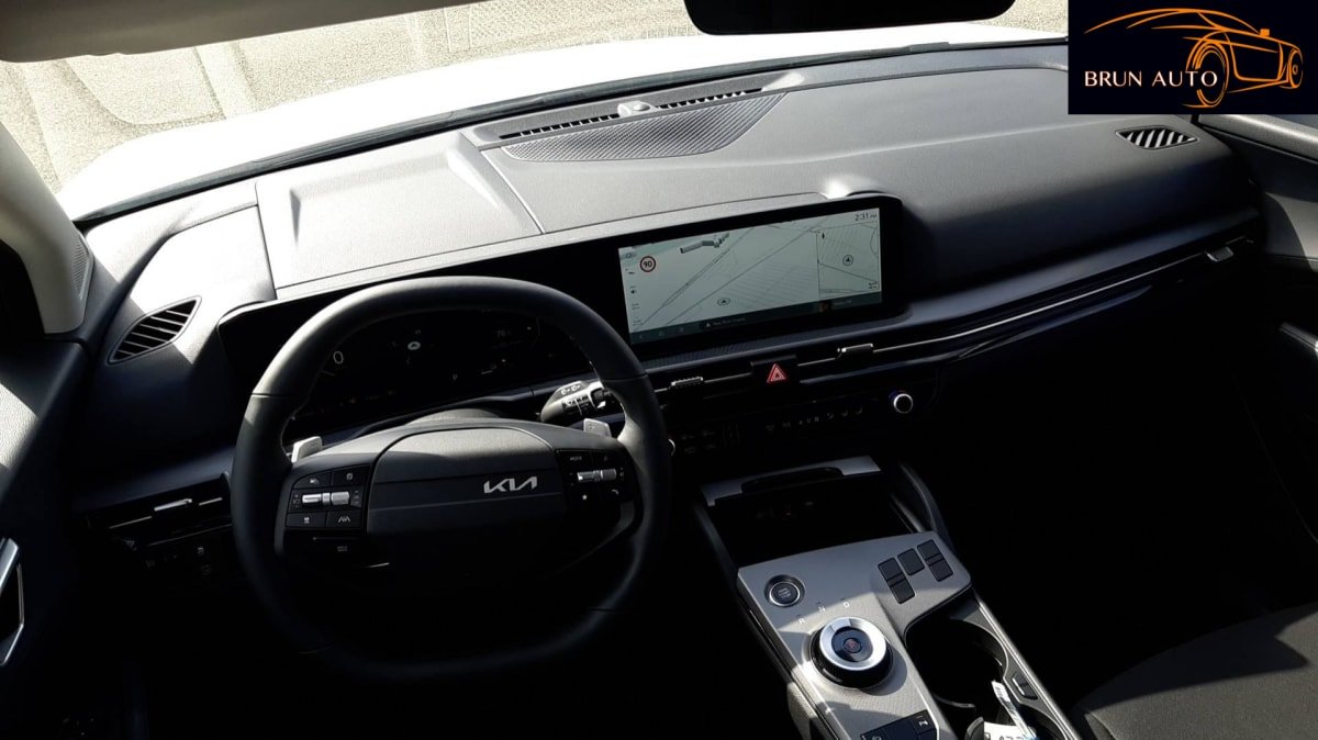 Kia Sportage - Photo 14