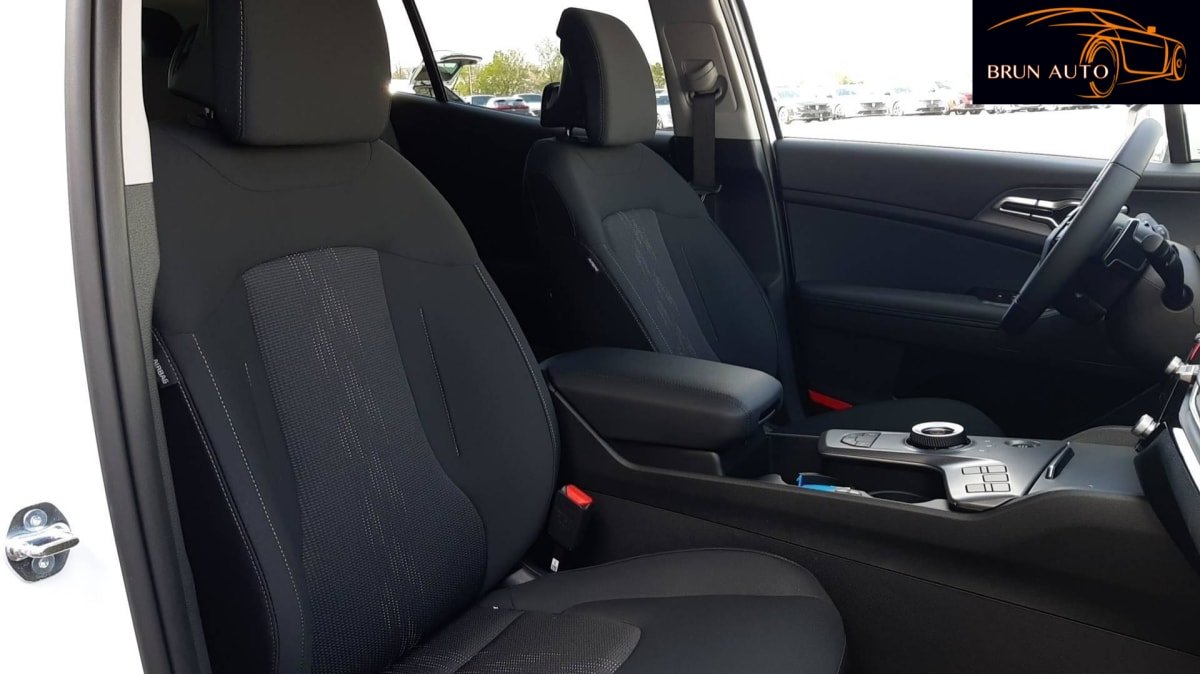 Kia Sportage - Photo 9