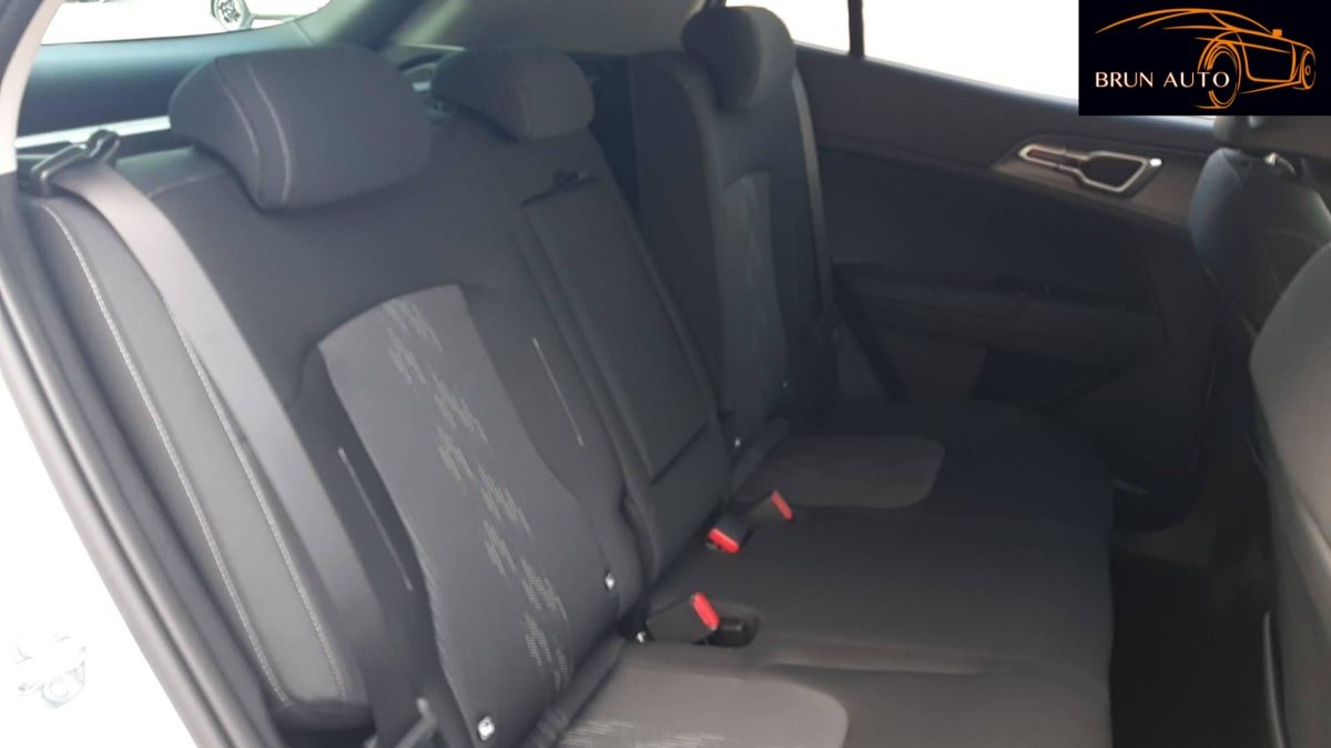 Kia Sportage - Photo 10