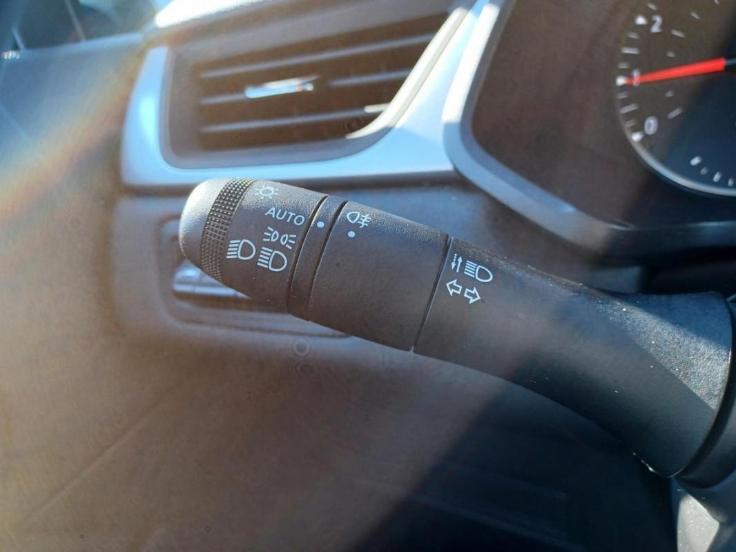 Renault Captur - Photo 17