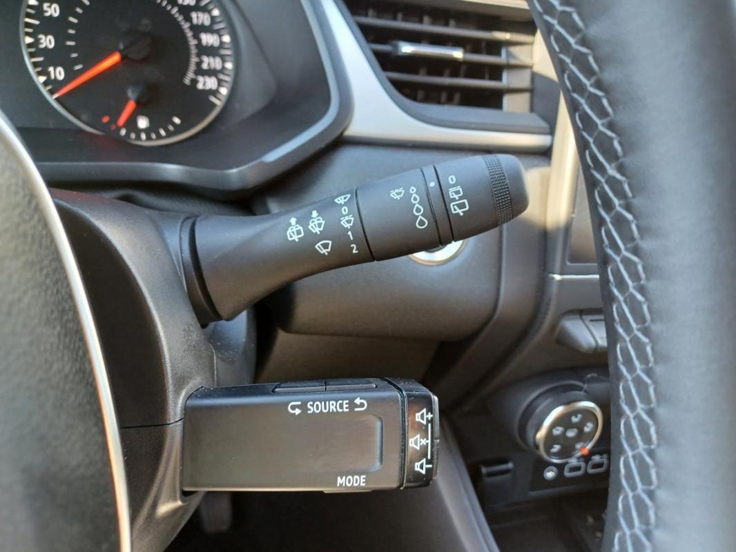 Renault Captur - Photo 18