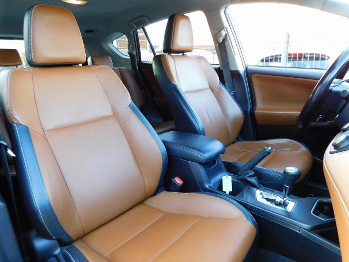 Toyota RAV4 - Photo 17