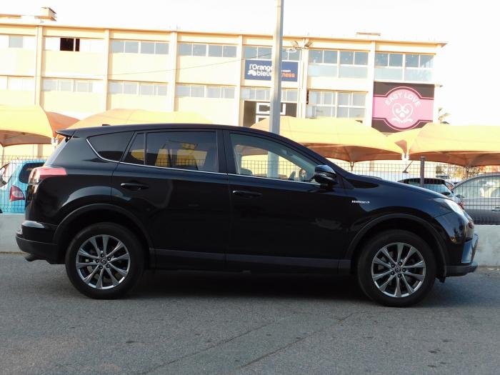 Toyota RAV4 - Photo 4