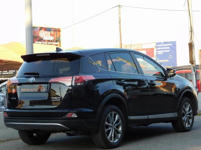 Toyota RAV4 - Photo 5