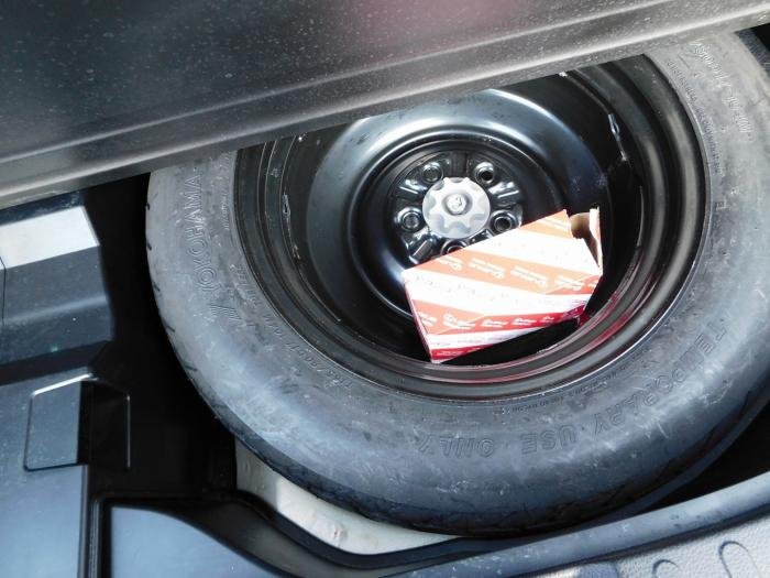 Toyota RAV4 - Photo 8