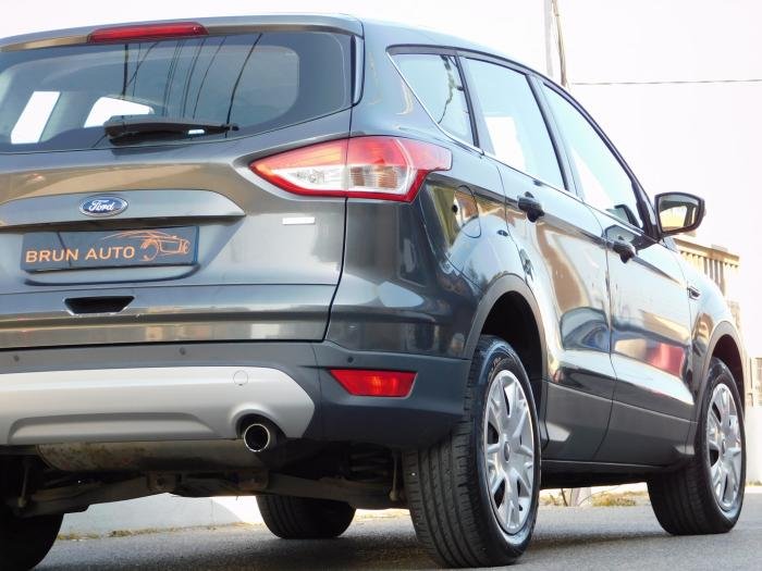 Ford Kuga - Photo 6