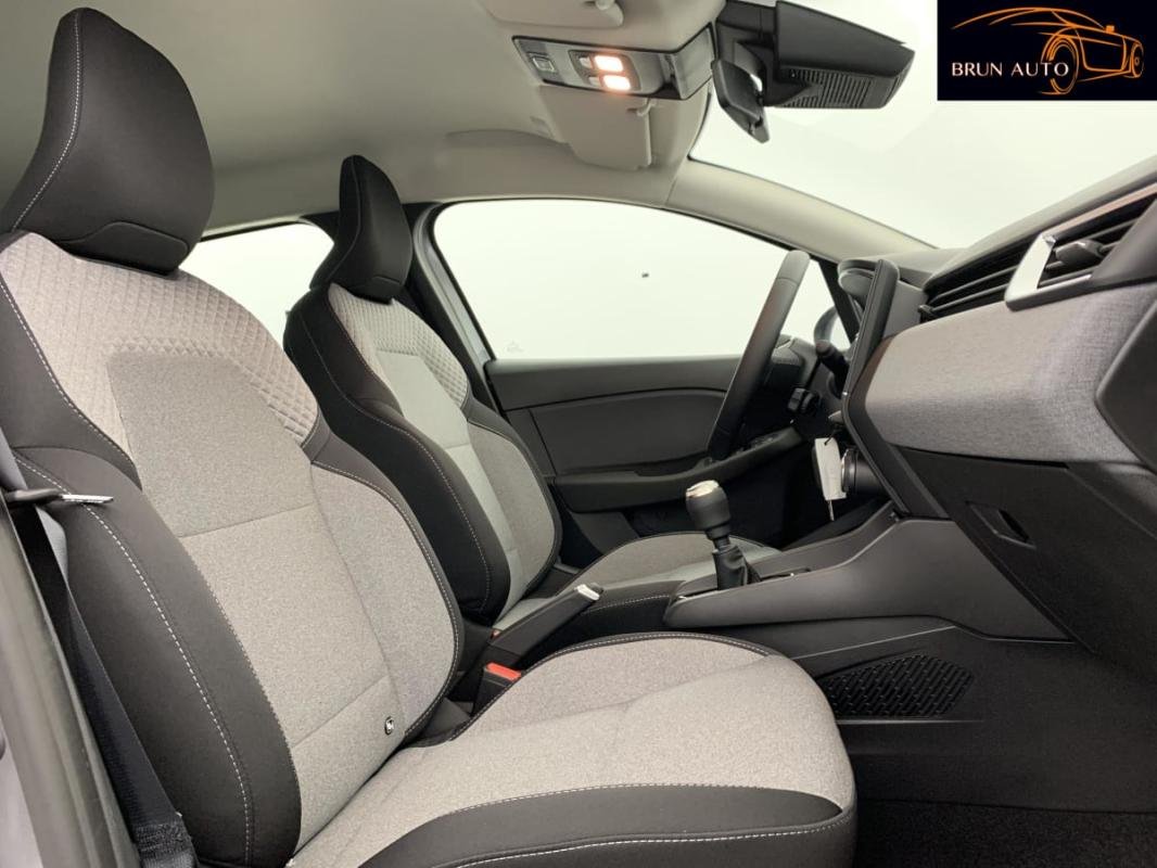 Renault Clio - Photo 32