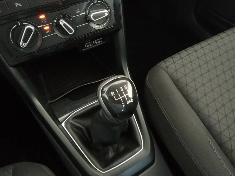 Volkswagen T-Cross - Photo 26