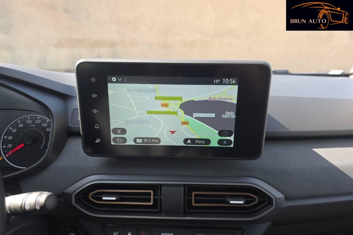 Dacia Sandero - Photo 18
