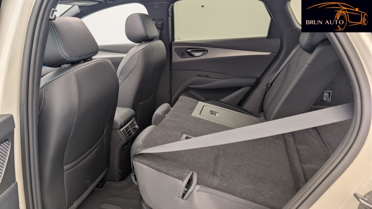 BYD Seal - Photo 12