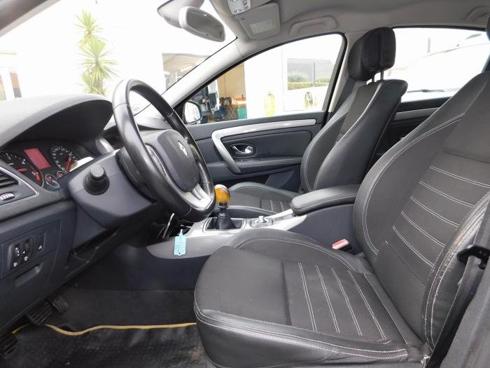 Renault Laguna - Photo 12