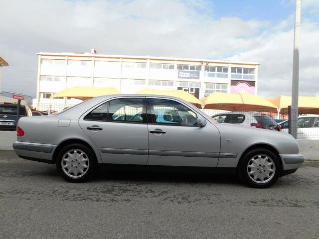 Mercedes Classe E - Photo 4