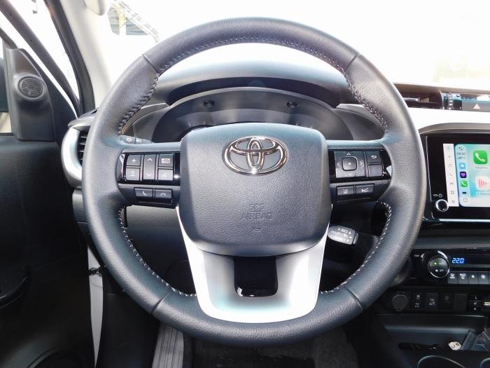 Toyota Hilux - Photo 15
