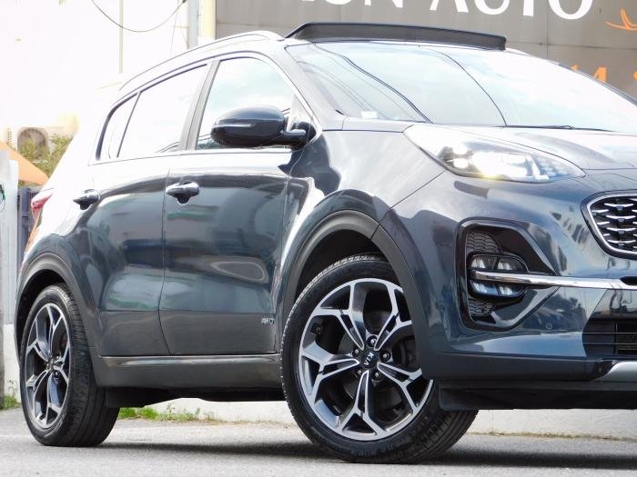Kia Sportage - Photo 2