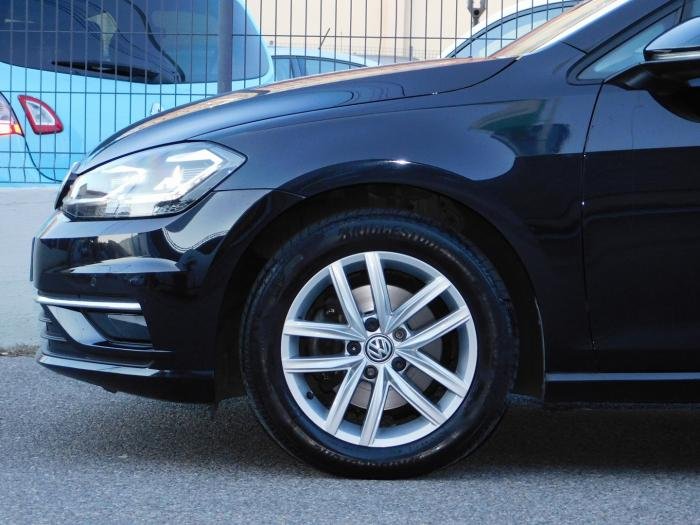 Volkswagen Golf - Photo 9