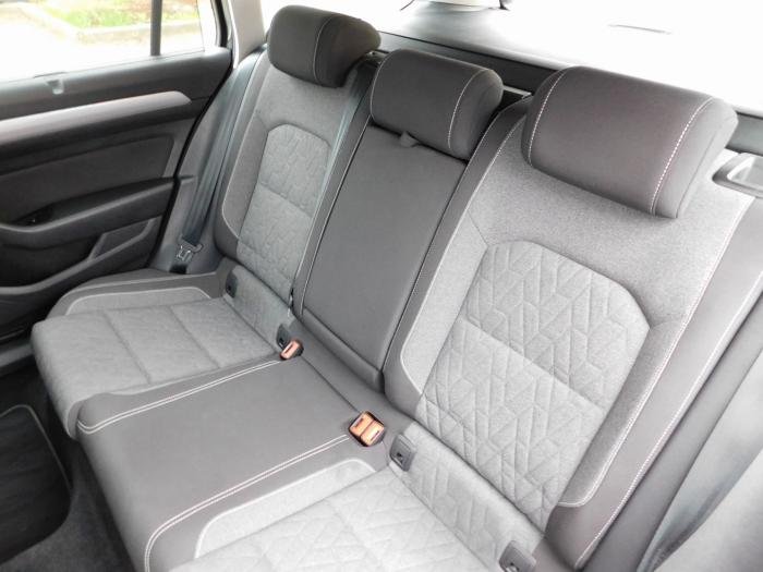 Volkswagen Passat SW - Photo 16
