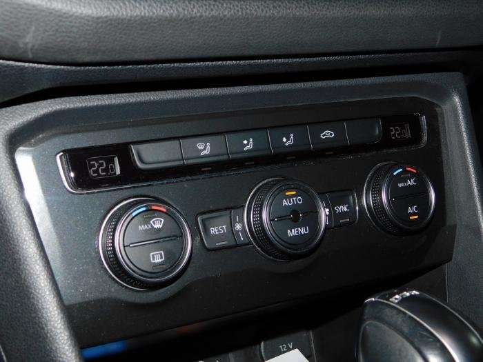 Volkswagen Tiguan - Photo 7
