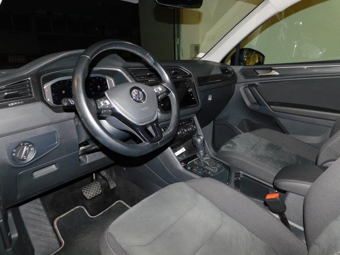 Volkswagen Tiguan - Photo 9