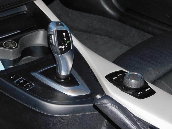 BMW Serie 2 - Photo 14