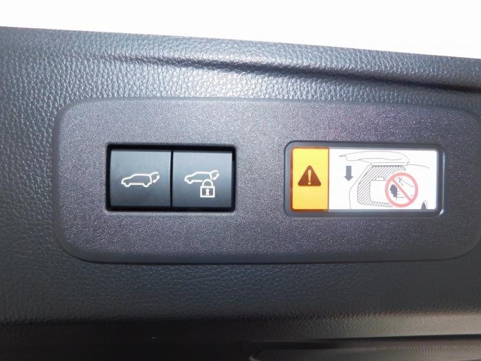 Toyota Land Cruiser - Photo 16
